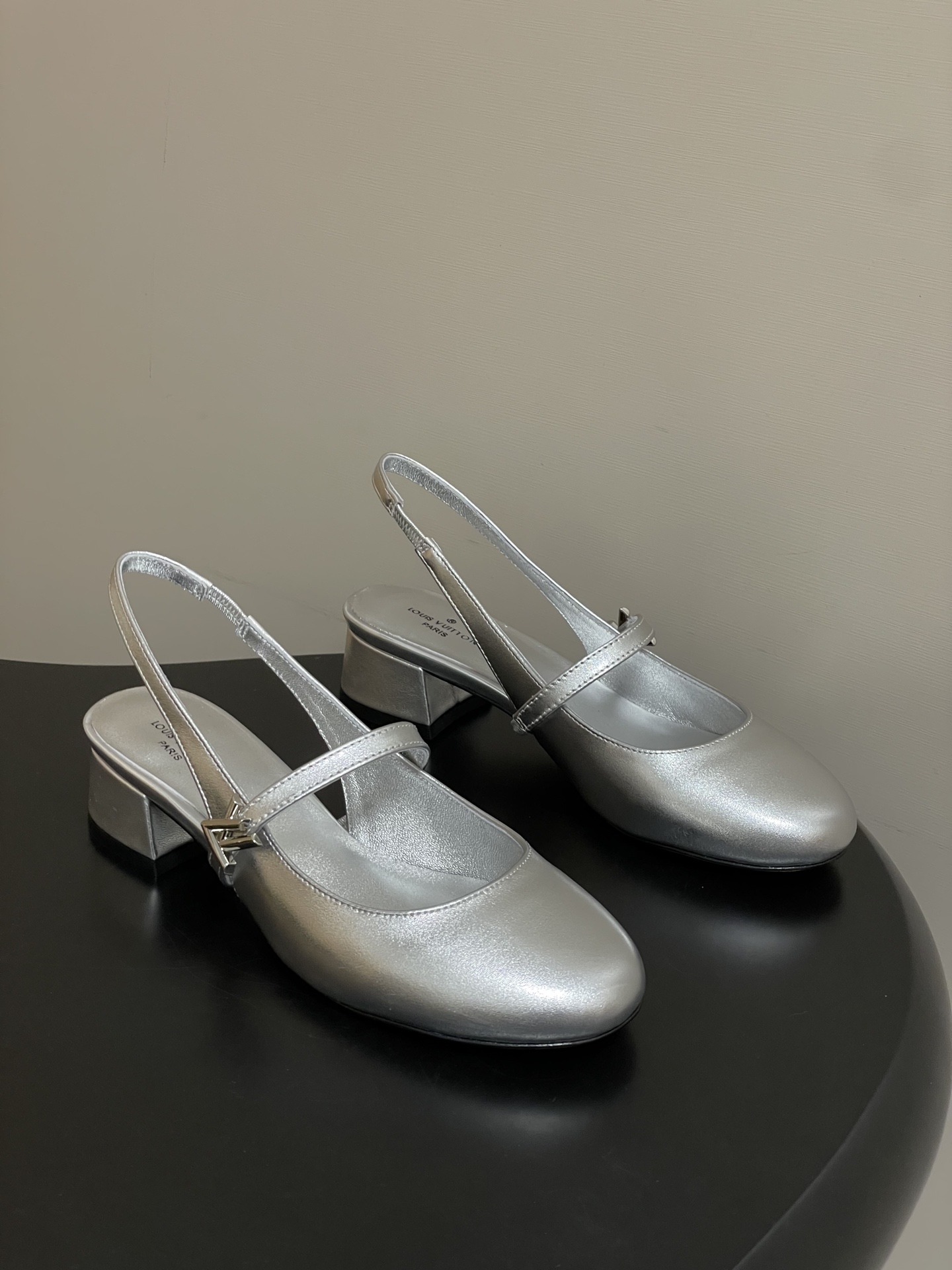 Women's high heels